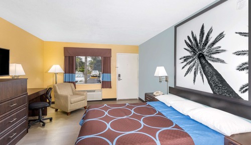 Standard Room, 1 King Bed, Non Smoking- Fridge & Microwave