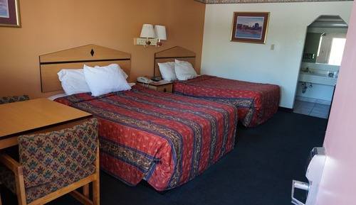 Basic Room, 2 Queen Beds