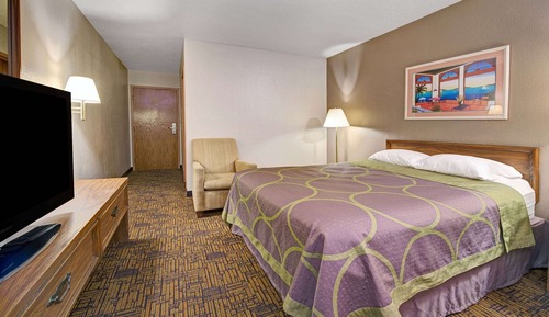 Standard Room, 1 Queen Bed