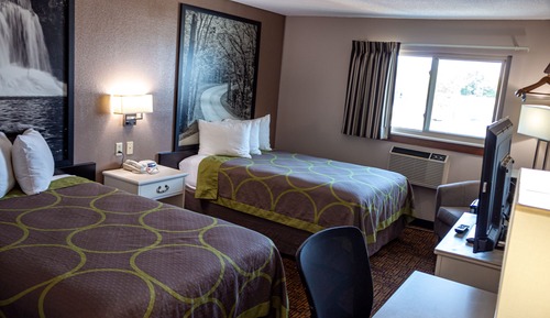Double Room, 2 Double Beds