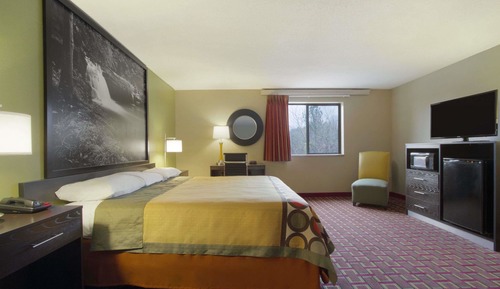 Studio Suite, 1 King Bed, Non Smoking