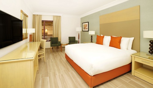 Classic Room, 1 King Bed