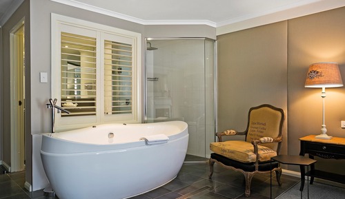 Executive Suite, 1 King Bed, Non Smoking, Jetted Tub