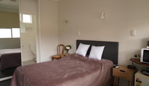 Standard Room (Budget Single)