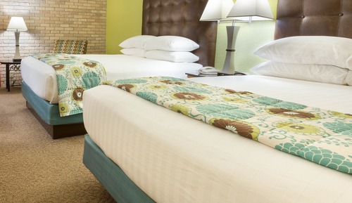 Suite, 2 Queen Beds, Kitchen (2 Rooms, Sofabed)