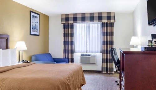 Standard Room, 1 King Bed, Non Smoking