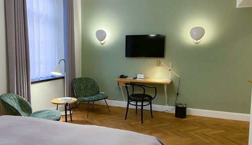 Superior Room, 1 King Bed