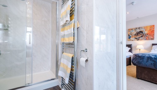 Exclusive House, Ensuite