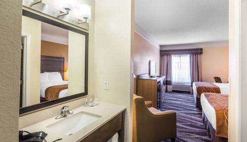 Standard Room, 2 Queen Beds, Non Smoking