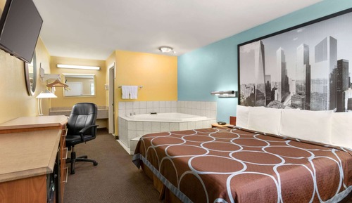 Suite, 1 King Bed, Non Smoking