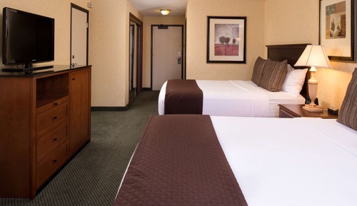 Premium Room, 2 Queen Beds, Courtyard Area