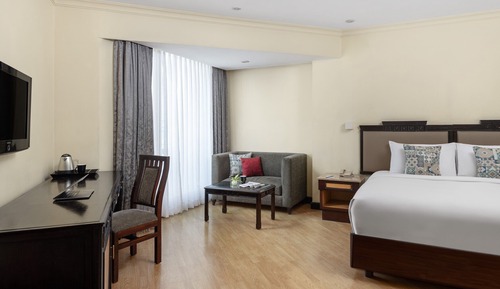 Superior Room, 1 Queen Bed, Harbor View