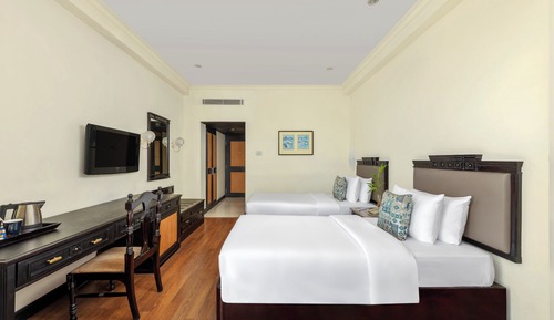 Superior Room, Twin Bed, City View
