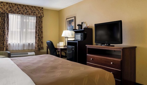 Standard Room, 1 King Bed, Non Smoking