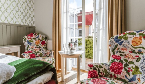 Classic Twin Room With Terrace