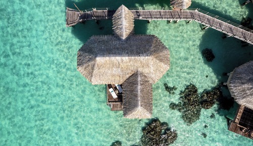 Suite, Overwater