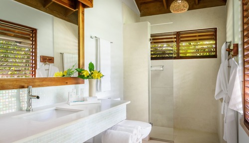 Premier BeachFront Suite