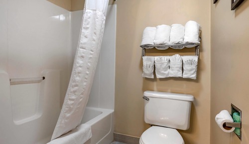 Standard Room, 2 Queen Beds, Non Smoking