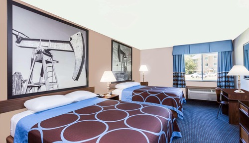 Standard Room, 1 Queen Bed