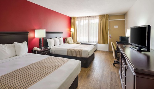 Room, 2 Queen Beds, Non Smoking
