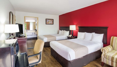 Standard Room, 2 Double Beds, Smoking