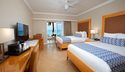 Double Room, 2 Double Beds, Beachside