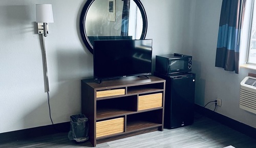 Studio Suite, 1 King Bed, Non Smoking