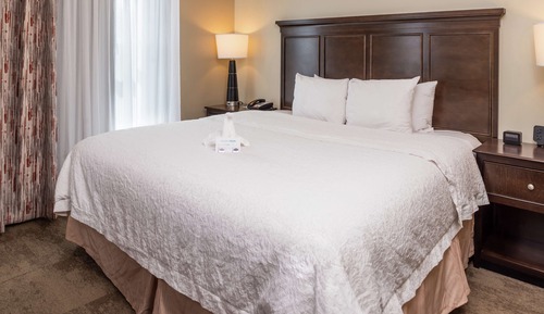 One King Bed, Non-Smoking