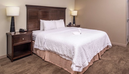One King Bed, Non-Smoking