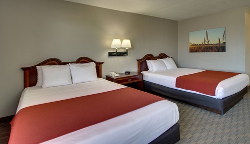 Deluxe Room, 2 Queen Beds (Standard Two Queen Room)