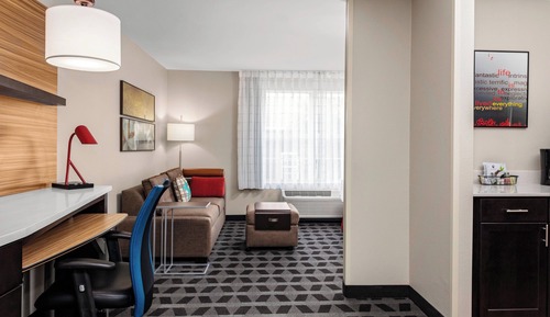 Studio, 1 Queen Bed with Sofa bed, Non Smoking