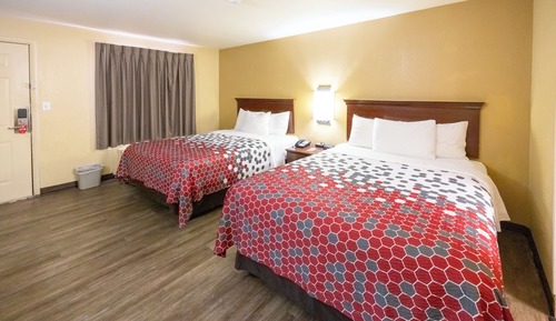Standard Room, 2 Queen Beds, Non Smoking