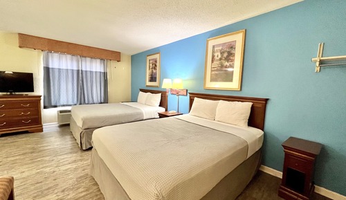 Standard Room, Multiple Beds, Non Smoking