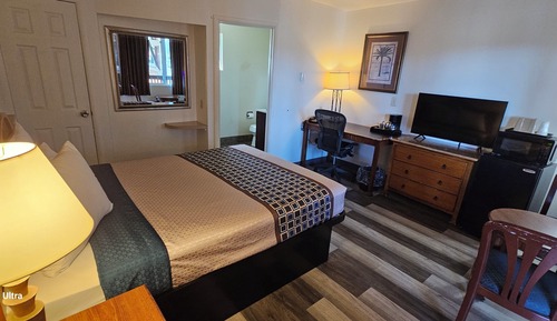 1 Queen Bed, Non Smoking