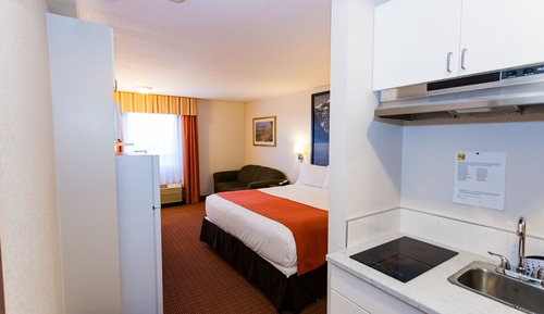 Superior Room, 1 King Bed, Non Smoking