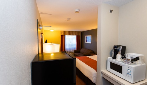 Standard Room, 1 King Bed