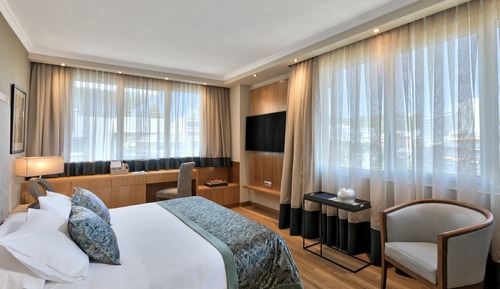 Divine Suite