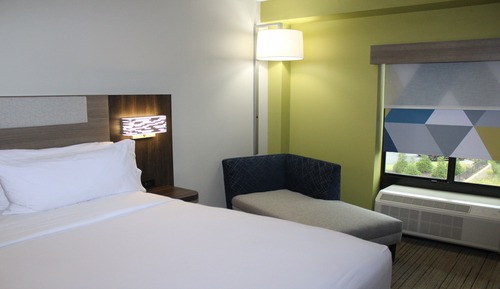 Standard Room, 1 King Bed