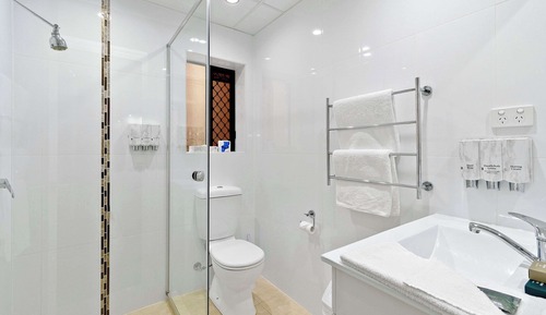 Deluxe Room, 1 Queen Bed