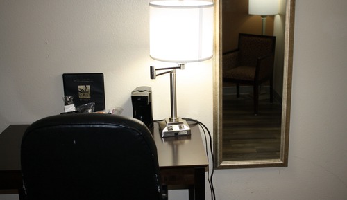 Suite, Non Smoking (1 King Bed and Pull-out Sofa Bed)