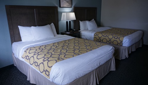Deluxe Room, 2 Queen Beds, Non Smoking (Atrium View)