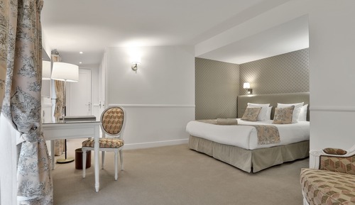 Prestige Room