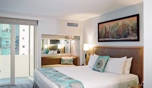 Standard Room, 1 King Bed
