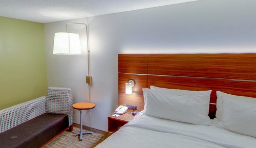 Standard Room, 1 King Bed, Mobility Accessible, Non Smoking (Communications, Mobility)