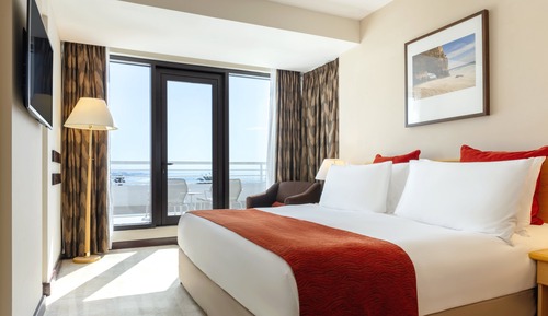 Junior Suite, 1 King Bed, Balcony