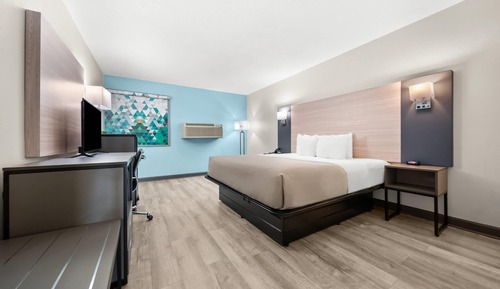 Standard Room, 1 King Bed, Non Smoking