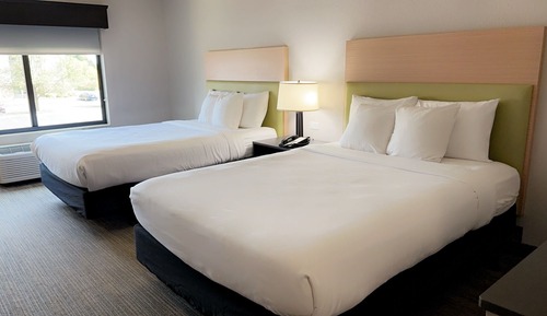 Room, 2 Queen Beds, Accessible, Non Smoking