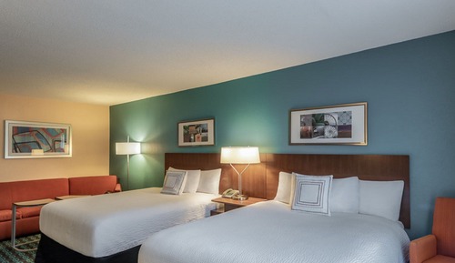 Room, 2 Queen Beds (Mobility/Hearing Accessible, Tub)