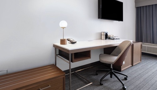 Suite, 1 Bedroom, Non Smoking, Balcony