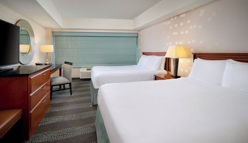 Standard Room, 2 Double Beds, River View
